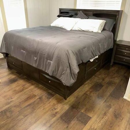 Hot Tub 5 Beds Daire Moorhead Dış mekan fotoğraf