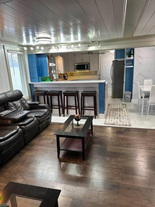 Hot Tub 5 Beds Daire Moorhead Dış mekan fotoğraf